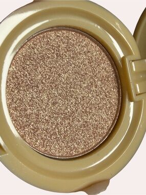 Da lish Uncomplicated Beauty Highlighter in Sunrise
